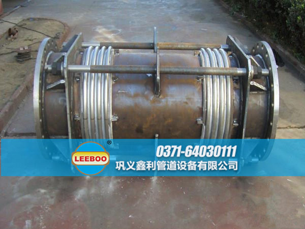 未噴漆的大拉桿橫向波紋<a href=http://www.ohmygoditreallyisallaboutme.com target=_blank class=infotextkey>補(bǔ)償器</a>